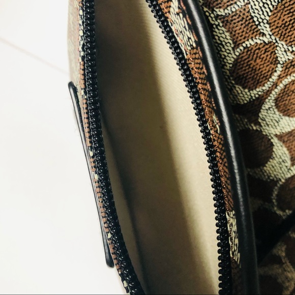 NWT Coach Signature Tote w/cosmetic bag - Picture 5 of 11